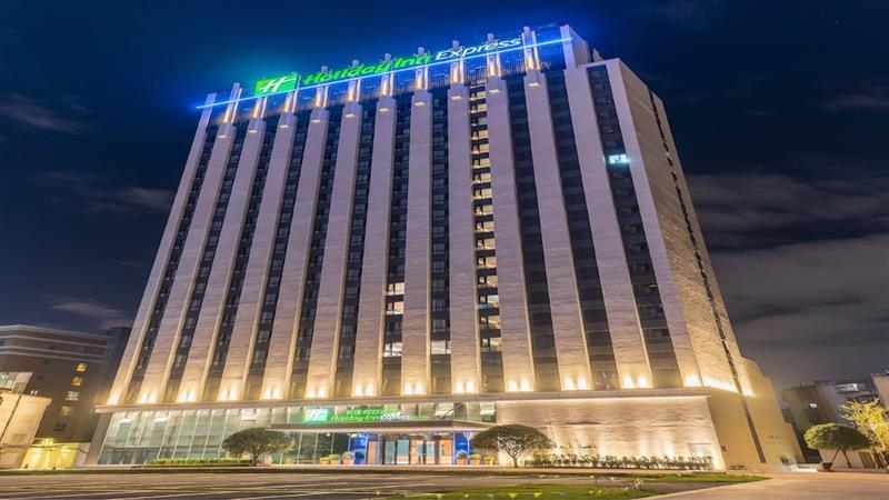 Holiday Inn Express Kunming West By Ihg Εξωτερικό φωτογραφία