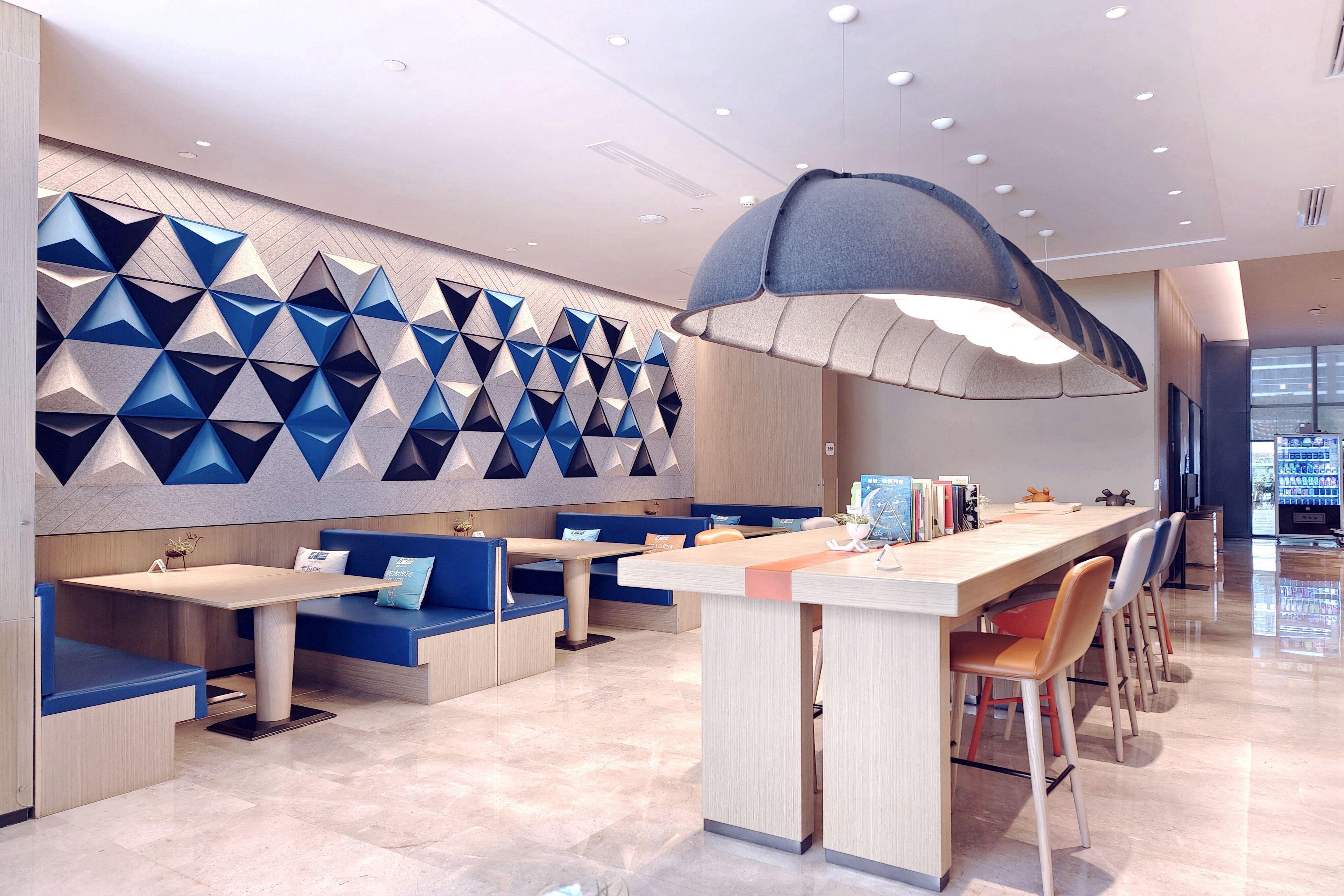 Holiday Inn Express Kunming West By Ihg Εξωτερικό φωτογραφία