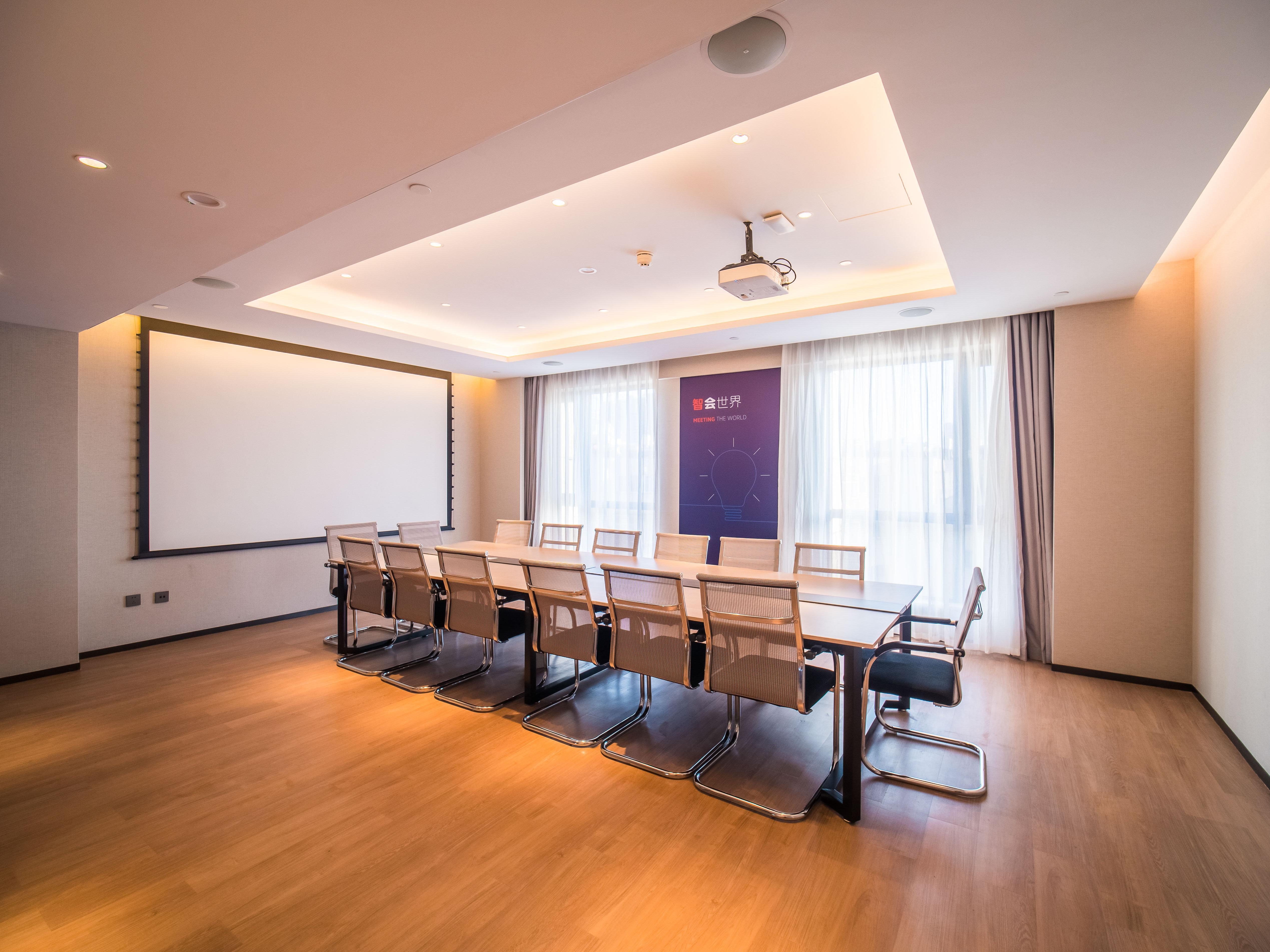 Holiday Inn Express Kunming West By Ihg Εξωτερικό φωτογραφία