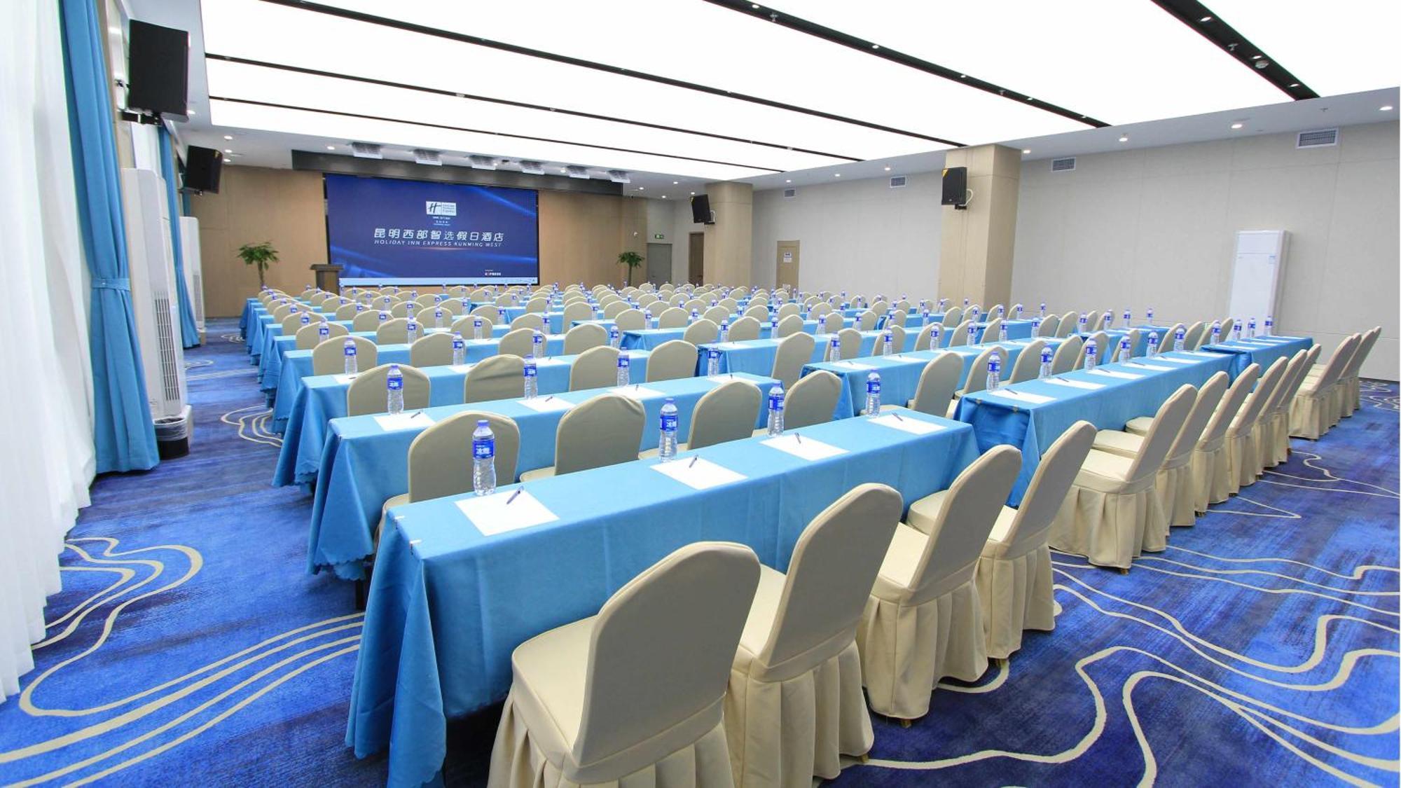 Holiday Inn Express Kunming West By Ihg Εξωτερικό φωτογραφία